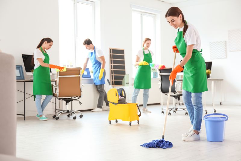 Local Restaurant Cleaning Service pros at work